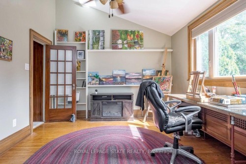 18 Forsyth Avenue N, Hamilton, ON 