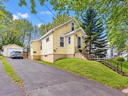 48 Champlain Avenue Sydney, NS B1P 2A9