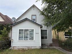 443 Martin AVE  Winnipeg, MB R2L 0C2