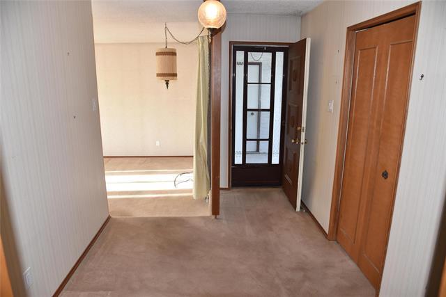 895 Beaverhill Blvd, Winnipeg, MB