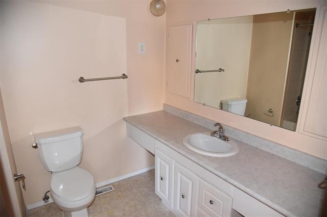 895 Beaverhill Blvd, Winnipeg, MB