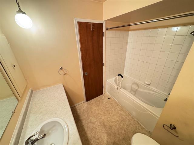 895 Beaverhill Blvd, Winnipeg, MB