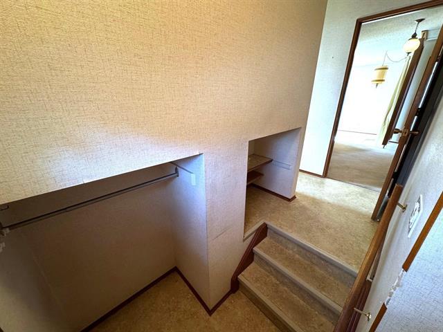 895 Beaverhill Blvd, Winnipeg, MB