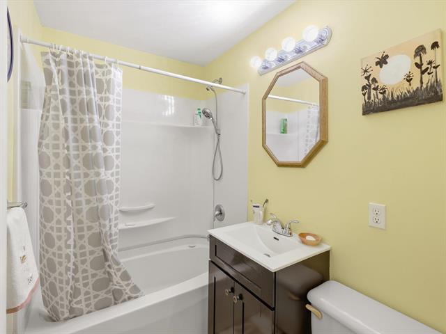 222 Harold Ave, Winnipeg, MB