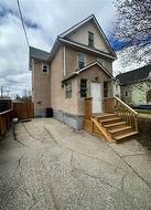 294 Charles ST  Winnipeg, MB R2W 4B1