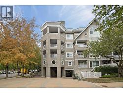 323 5900 DOVER CRESCENT  Richmond, BC V7C 5R4