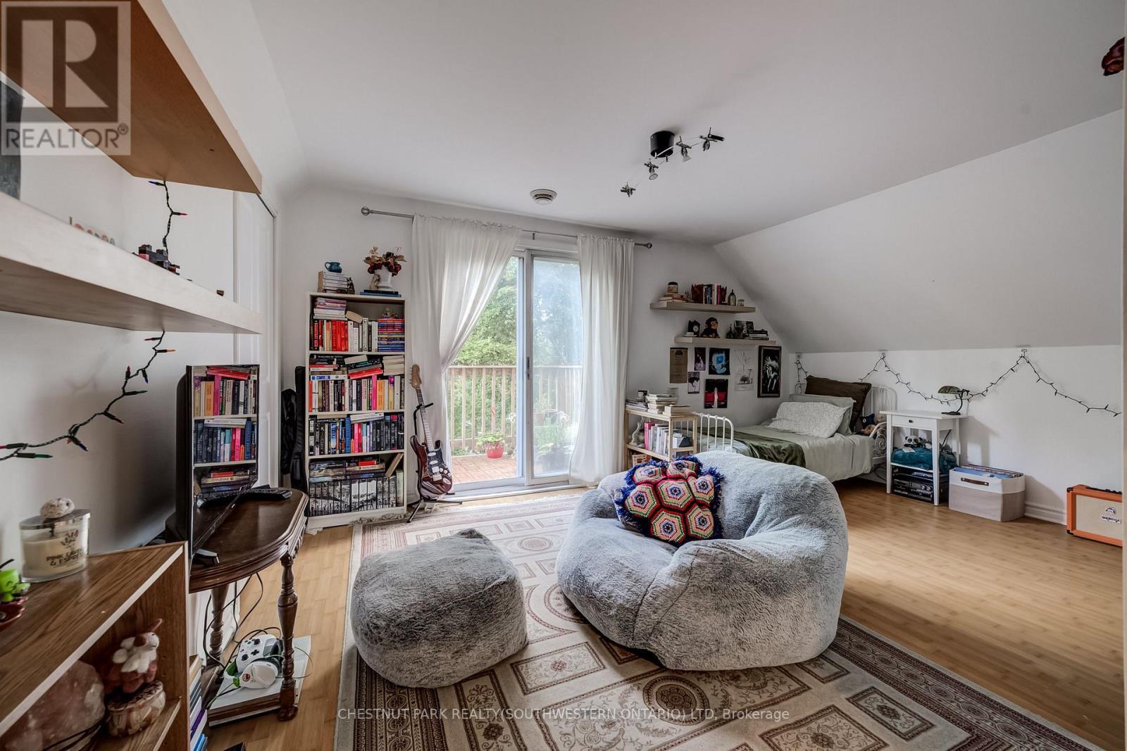 22 Maynard Avenue, Kitchener, ON