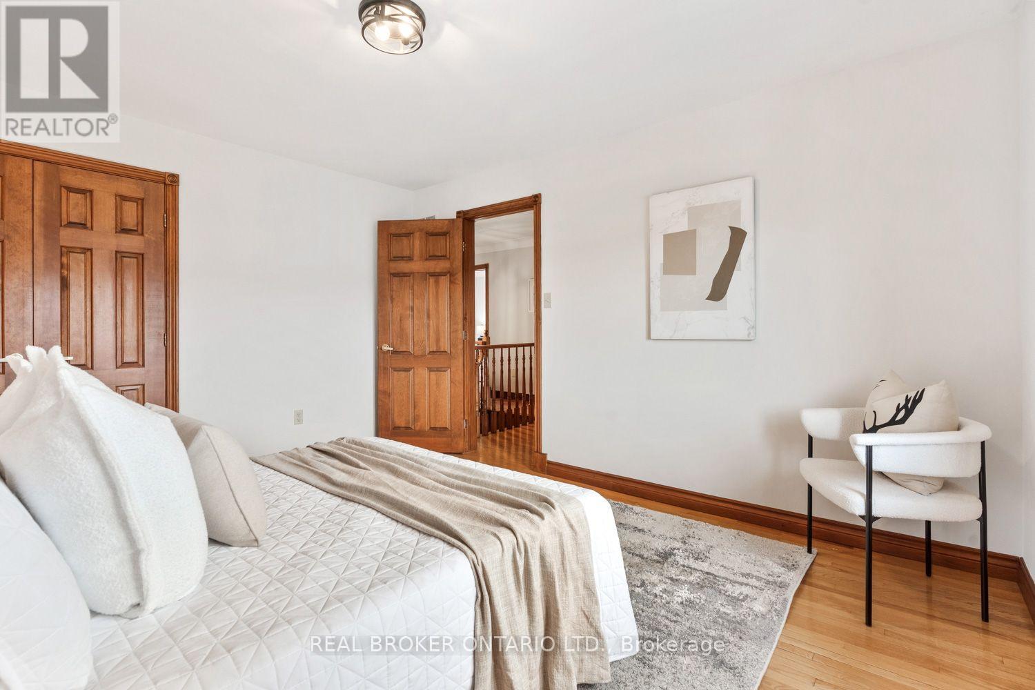 Bedroom 3 - 86 Monte Drive, Hamilton, ON