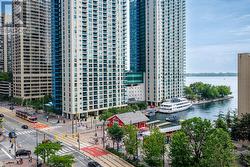 804 - 208 QUEENS QUAY W Toronto, ON M5J 2Y5
