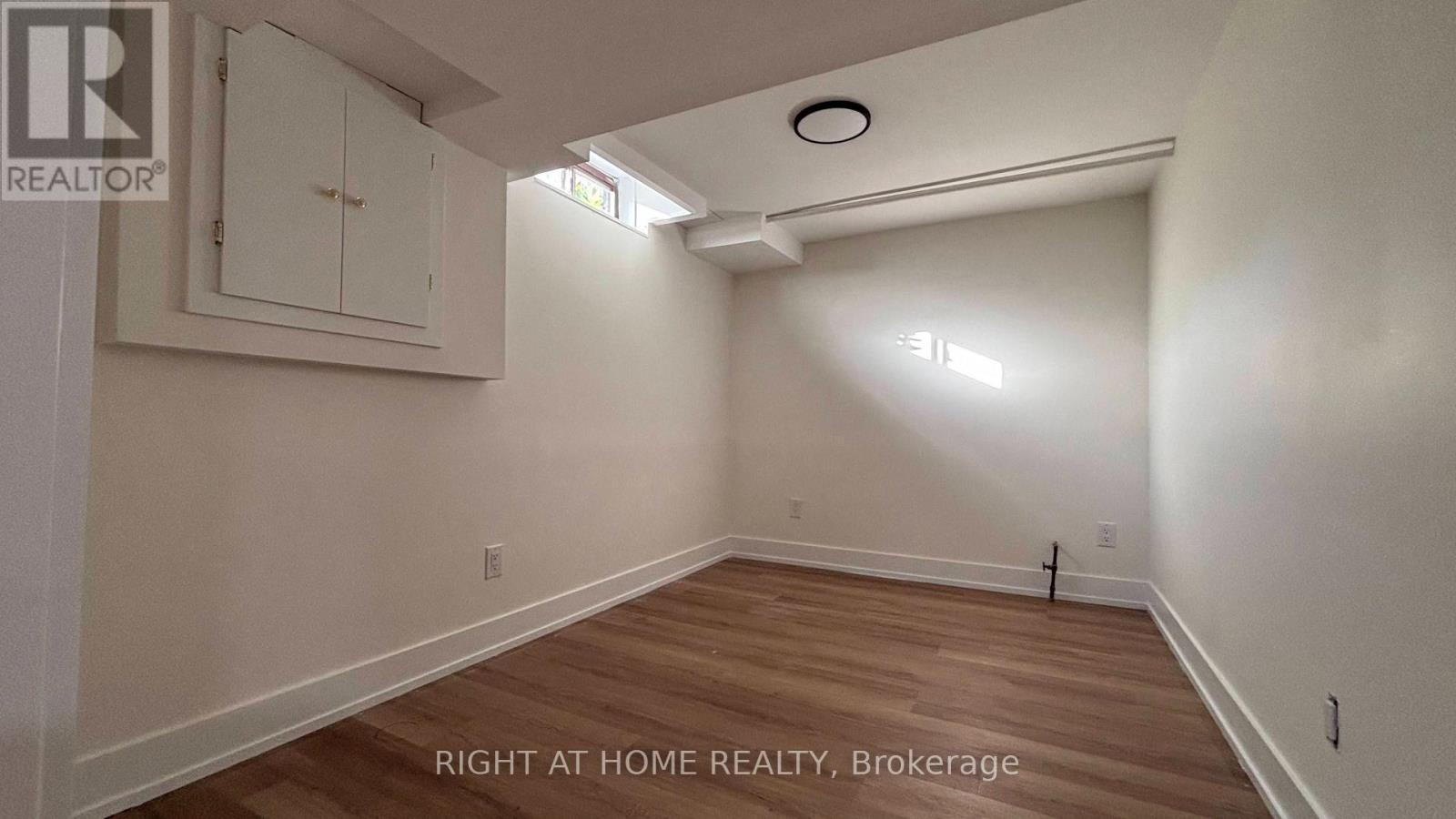584 Forestwood Crescent, Burlington, ON