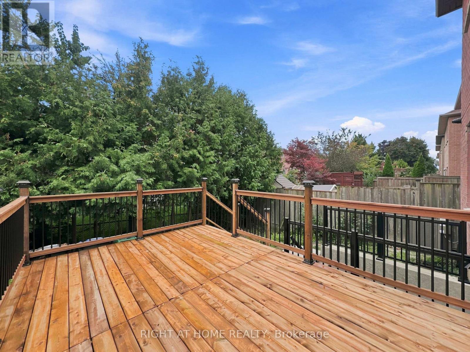 1530 Portsmouth Place, Mississauga, ON