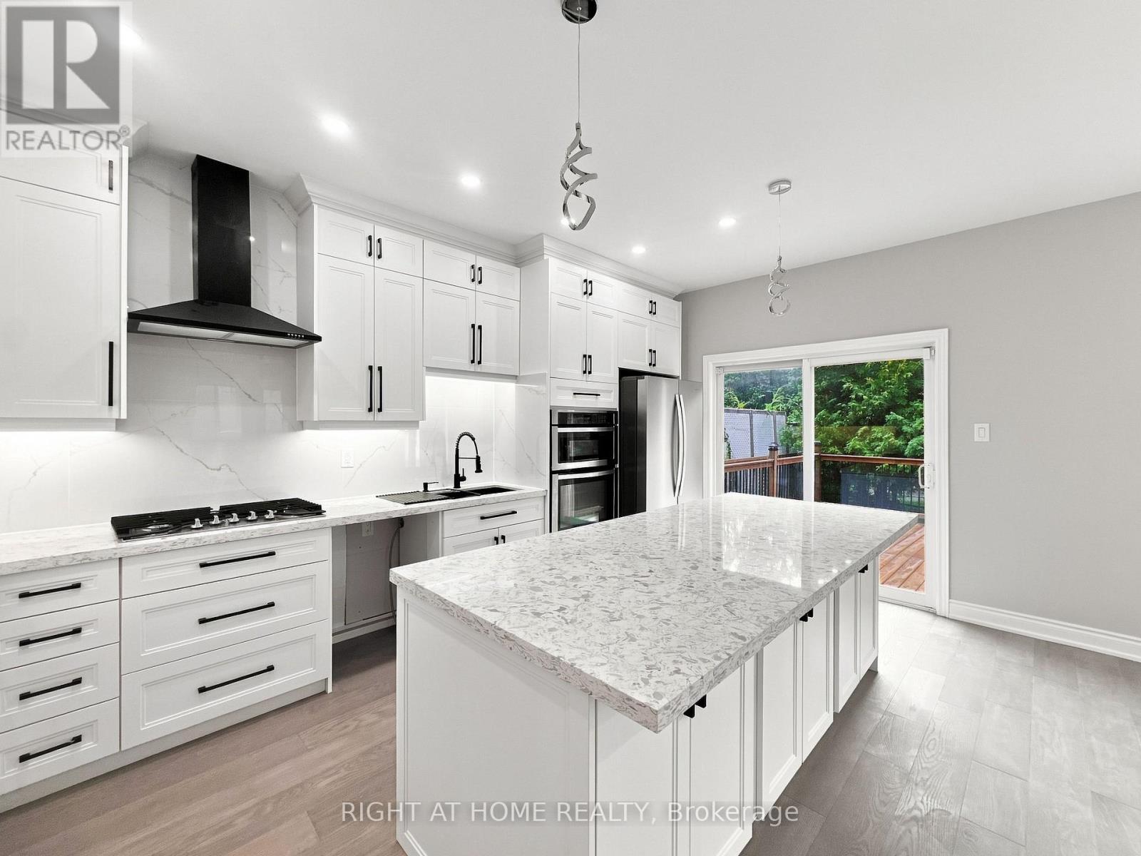 1530 Portsmouth Place, Mississauga, ON