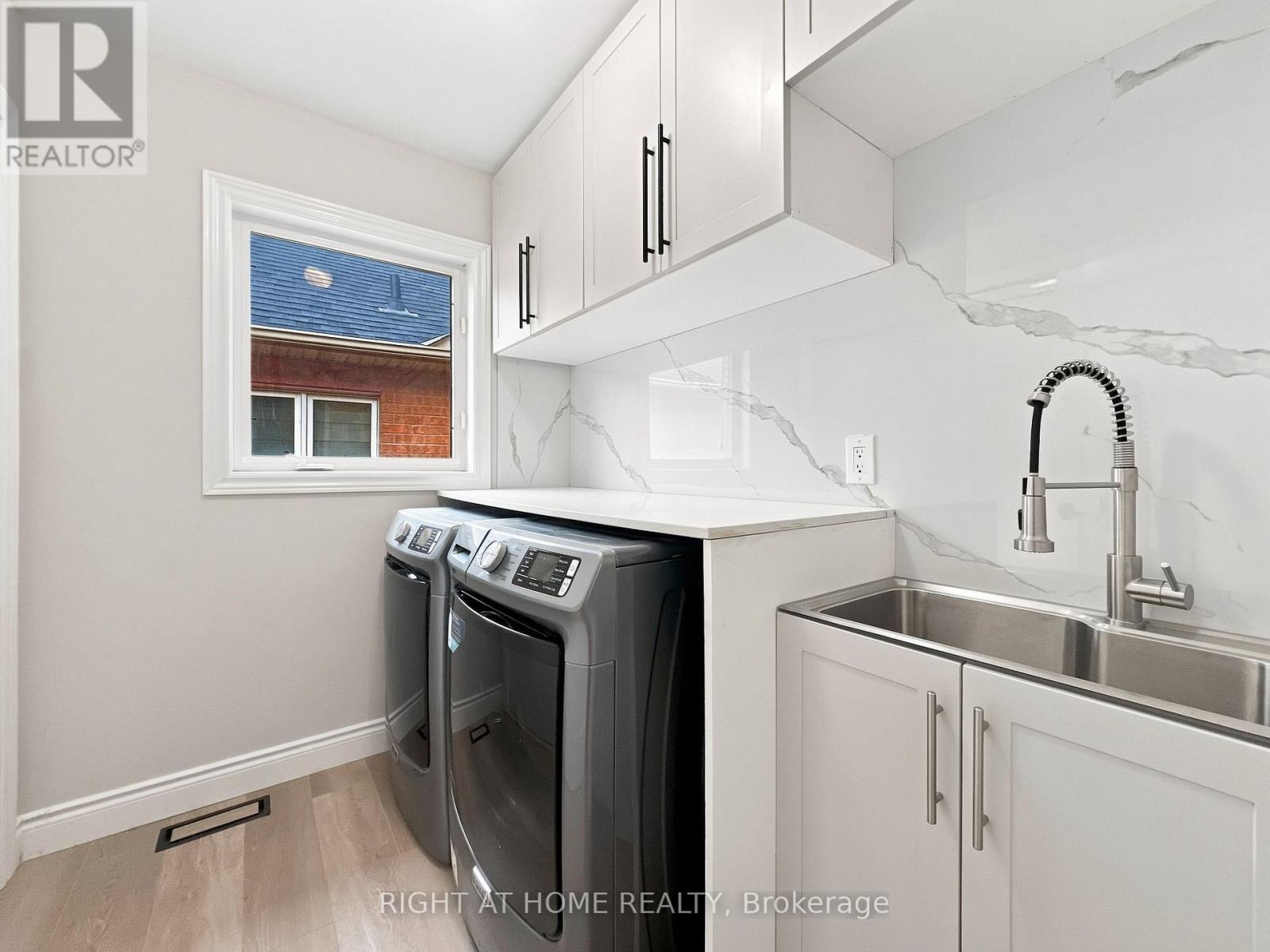 1530 Portsmouth Place, Mississauga, ON