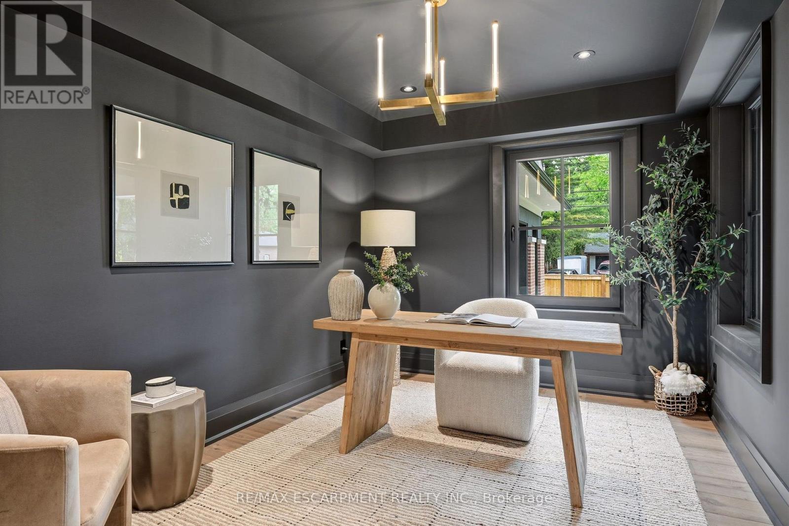 727 King Road, Burlington, ON