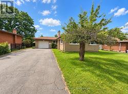 15 SPRINGHEAD (LOWER) GARDENS Welland (Prince Charles), ON L3C 5A7