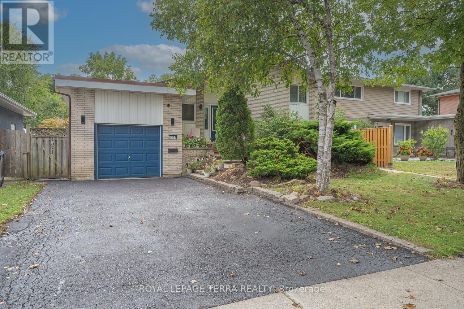 1571 Lewisham Drive, Mississauga, ON