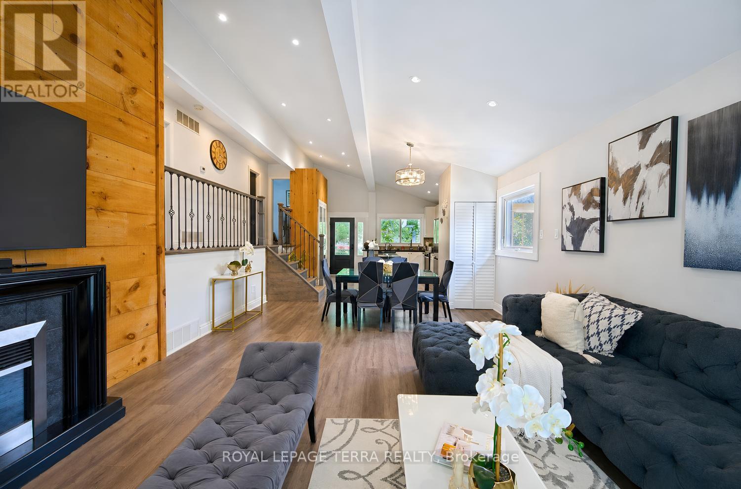 1571 Lewisham Drive, Mississauga, ON