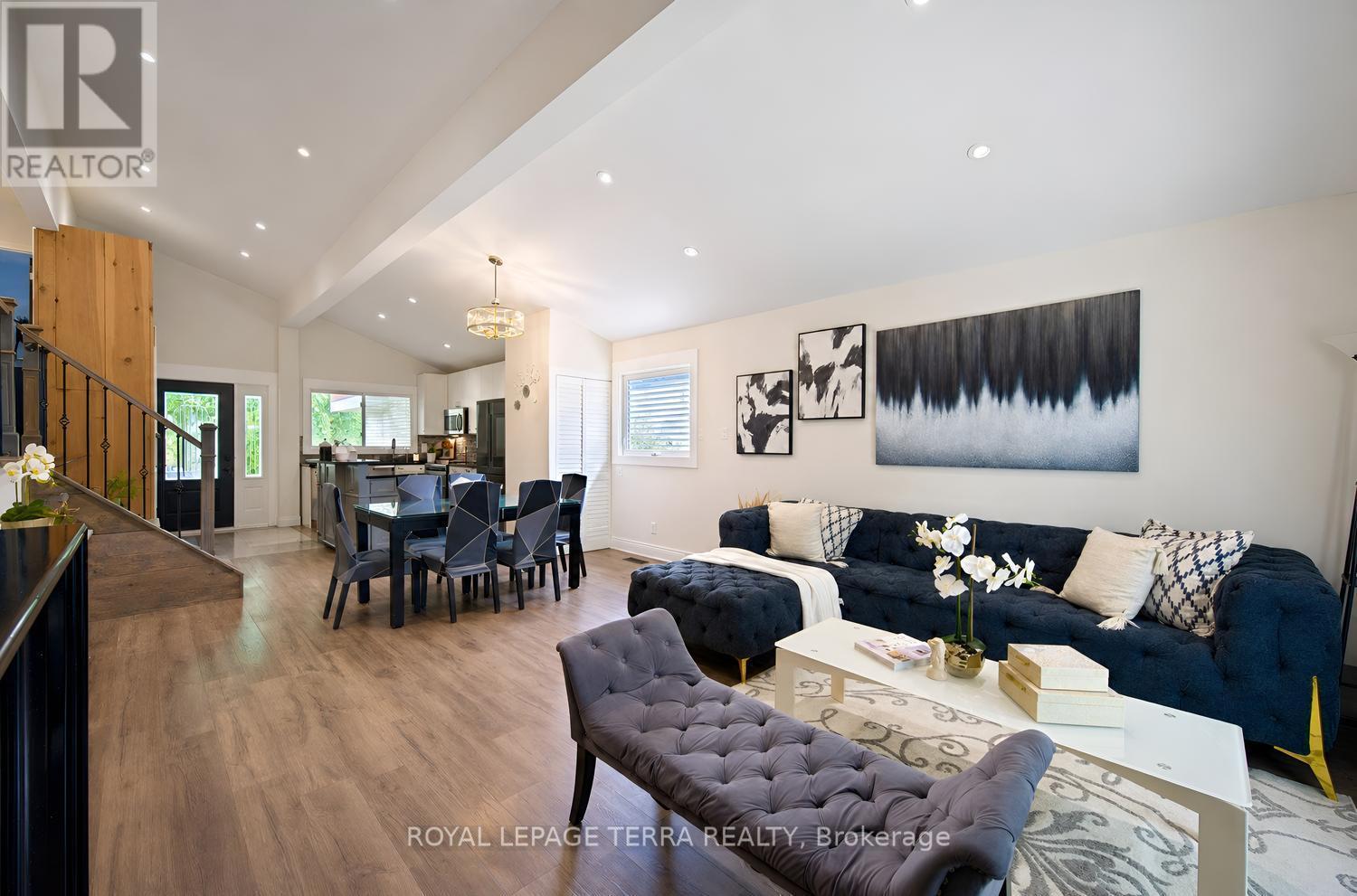 1571 Lewisham Drive, Mississauga, ON