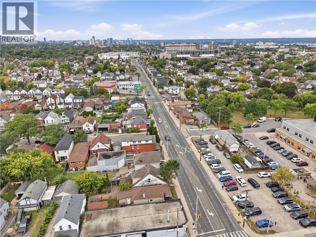 1082 Cannon Street E, Hamilton, ON