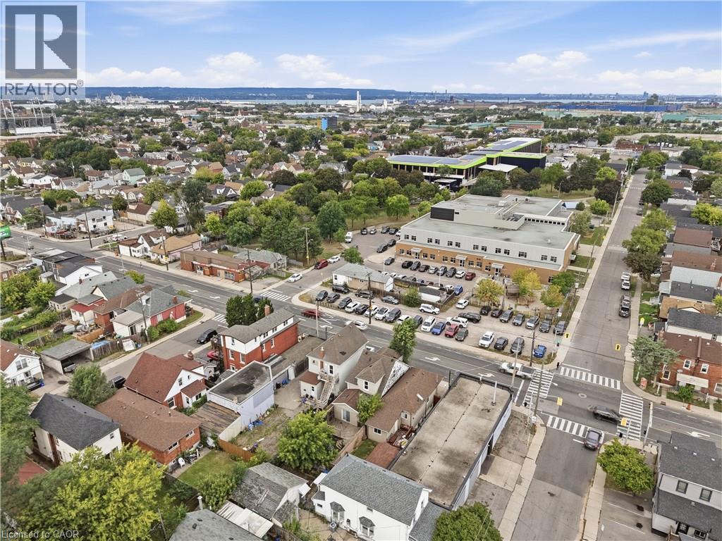 1082 Cannon Street E, Hamilton, ON