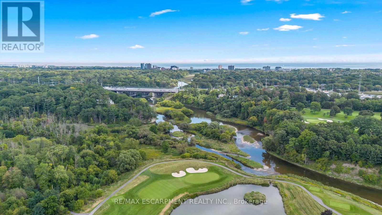 2209 Pineneedle Row, Mississauga, ON