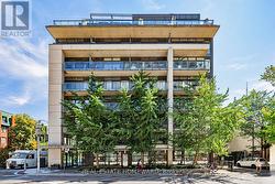 706 - 533 RICHMOND STREET W Toronto, ON M5V 3Y1
