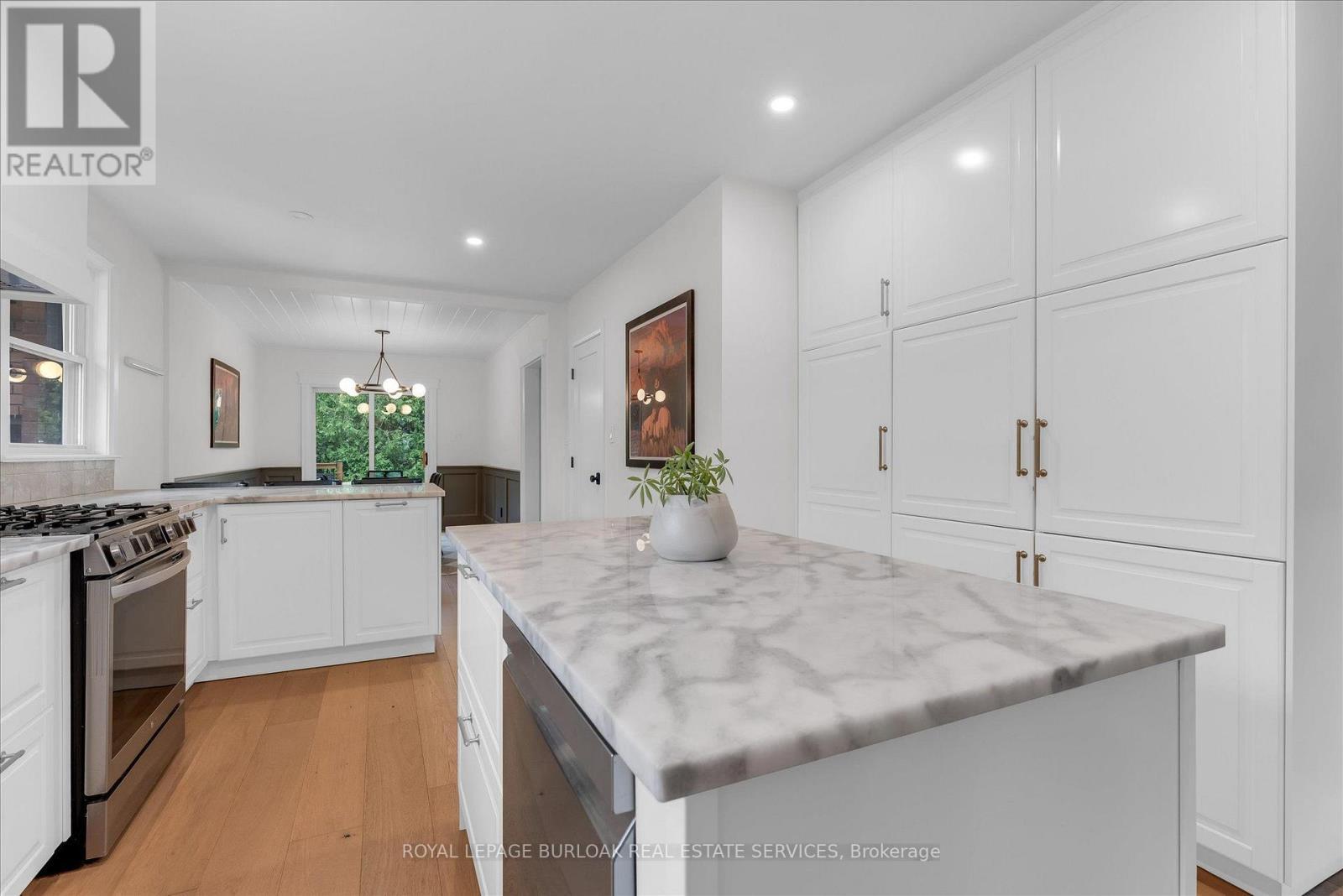 2241 Joyce Street, Burlington, ON
