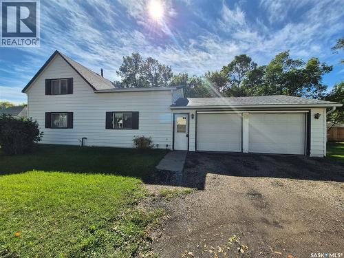 239 9th STREET  Weyburn, SK S4H 1E9