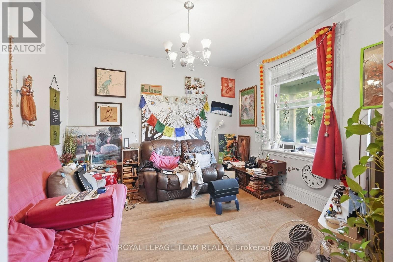 32 Melrose Avenue, Ottawa, ON