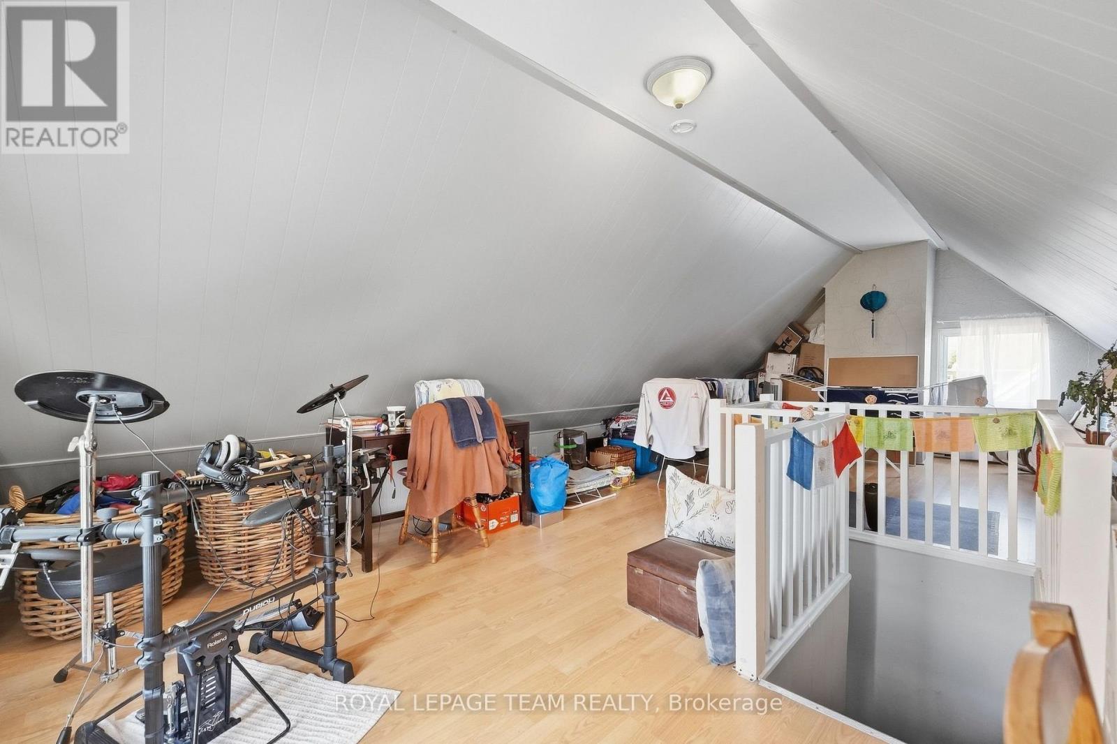 32 Melrose Avenue, Ottawa, ON