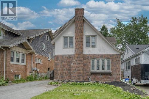 4864 SIMCOE STREET  Niagara Falls (Downtown), ON L2E 1V9