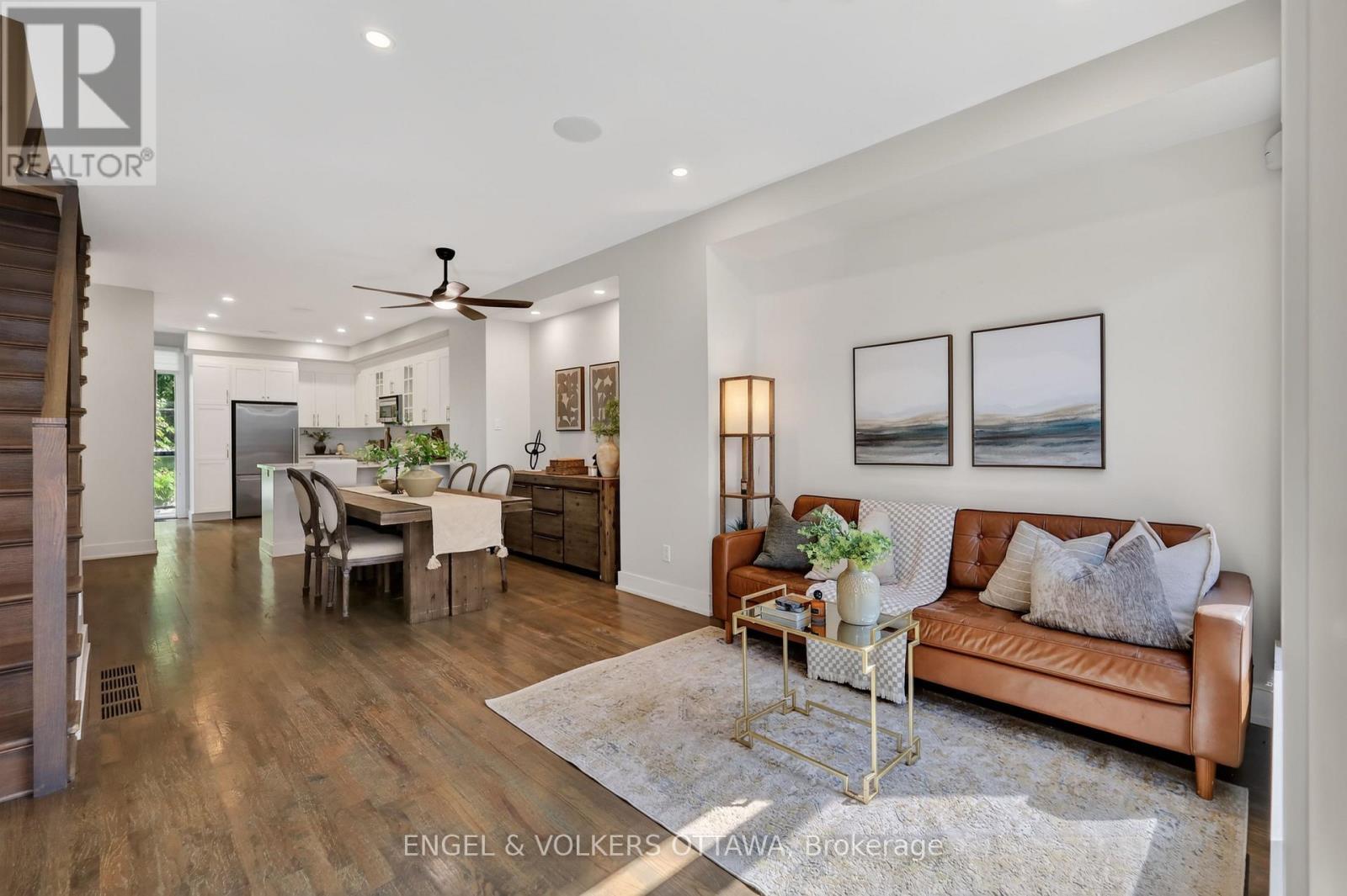 114 Jemruss Private, Ottawa, ON
