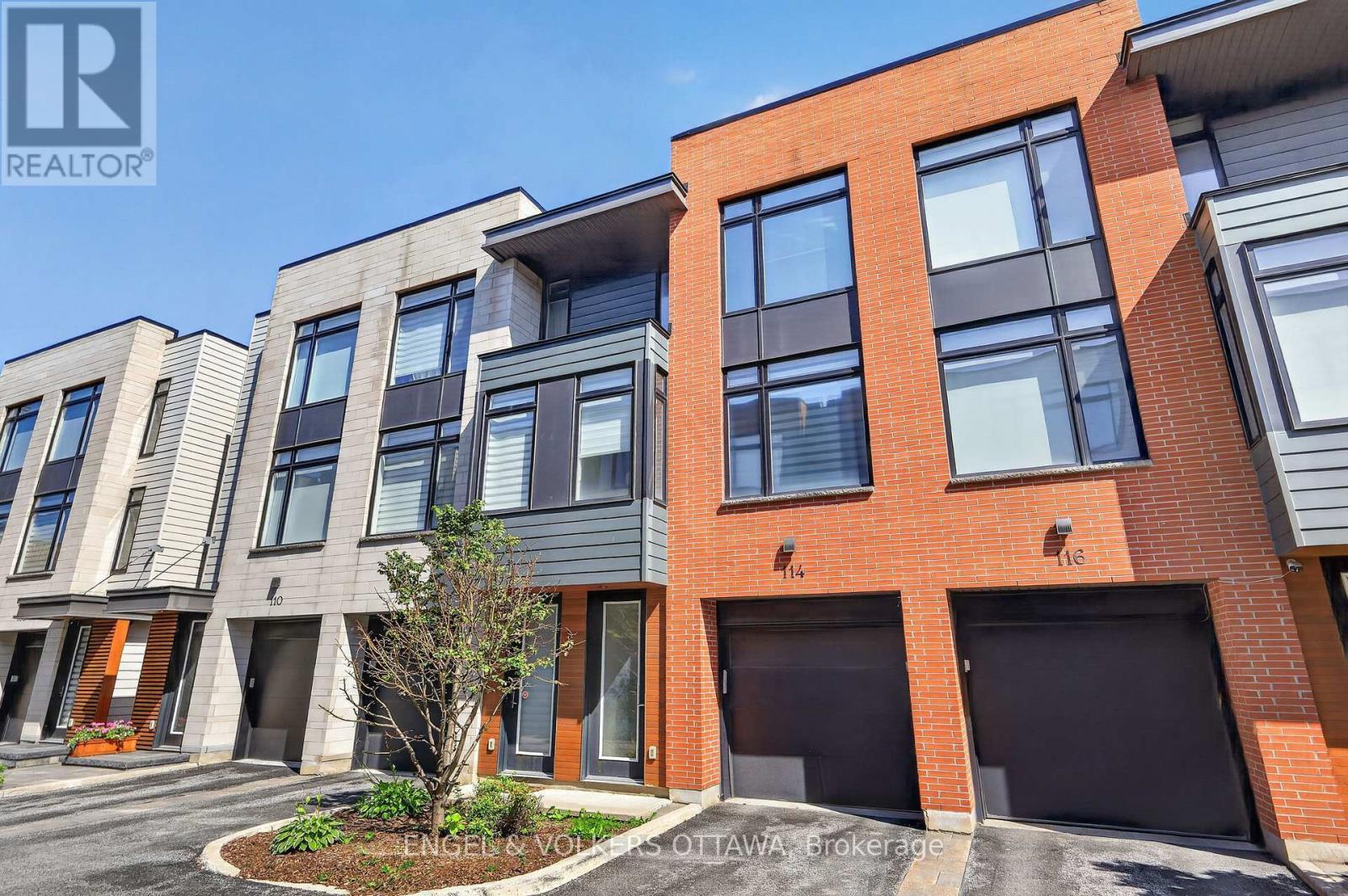 114 Jemruss Private, Ottawa, ON