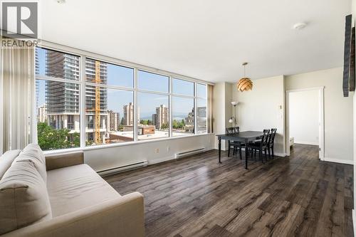 702 4880 BENNETT STREET  Burnaby, BC V5H 0C1