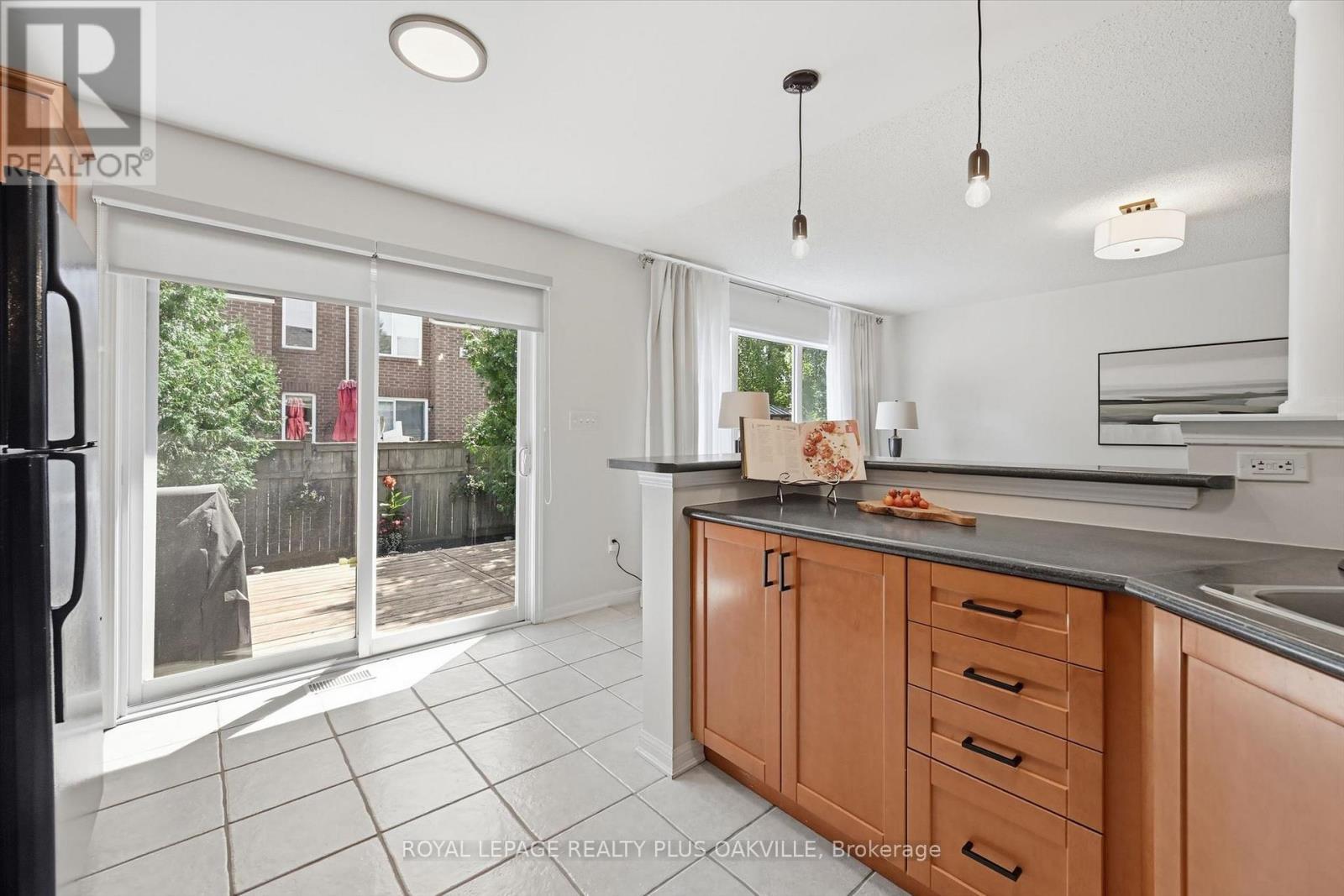 4080 Donnic Drive, Burlington, ON