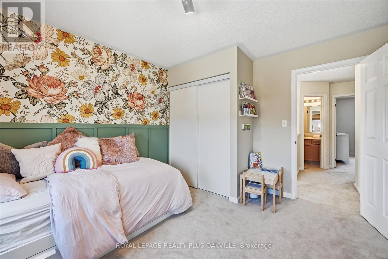 4080 Donnic Drive, Burlington, ON