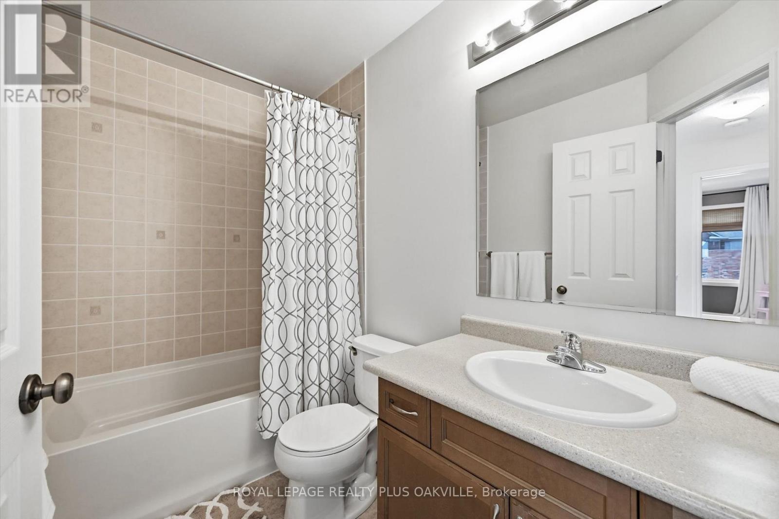 4080 Donnic Drive, Burlington, ON