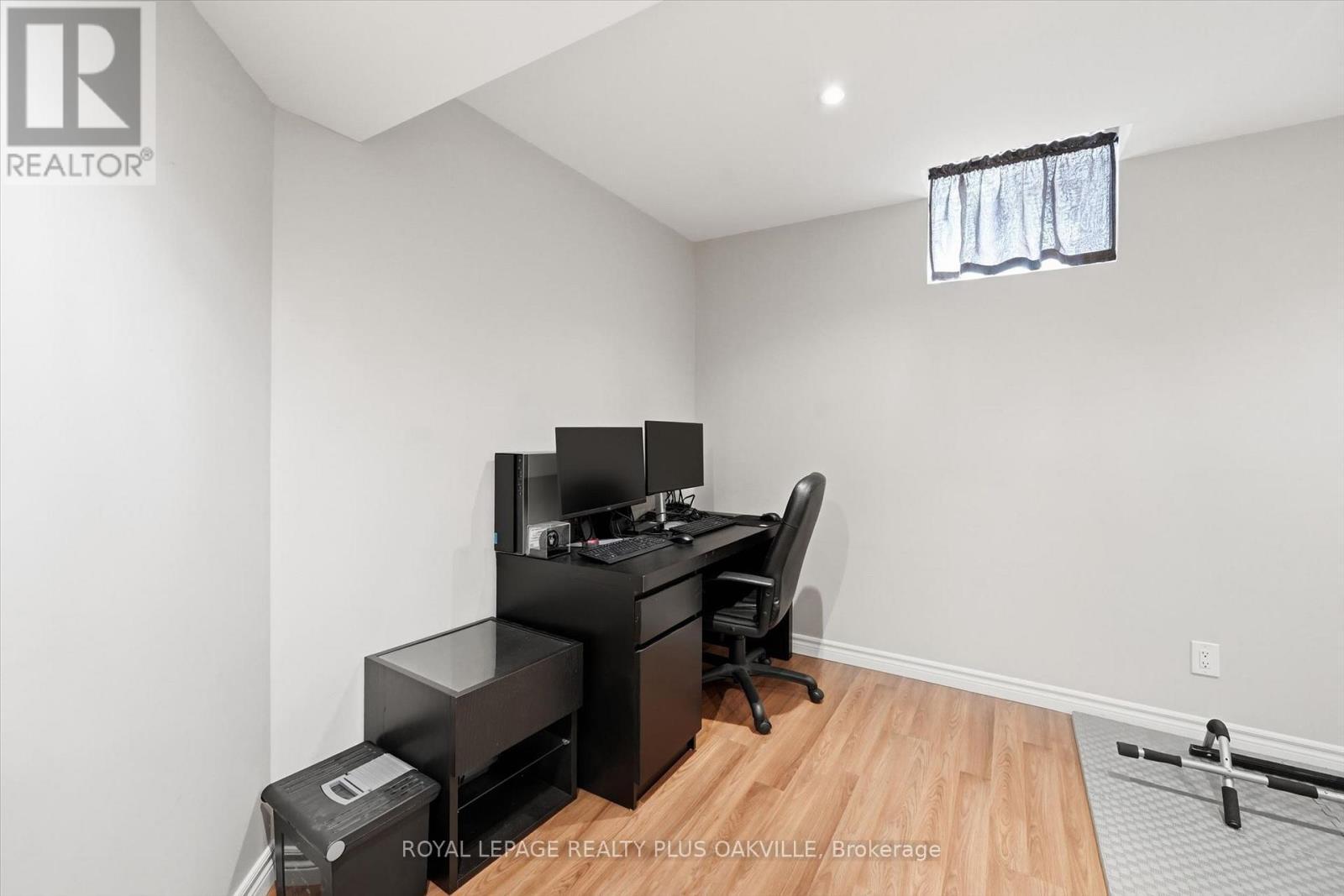 4080 Donnic Drive, Burlington, ON