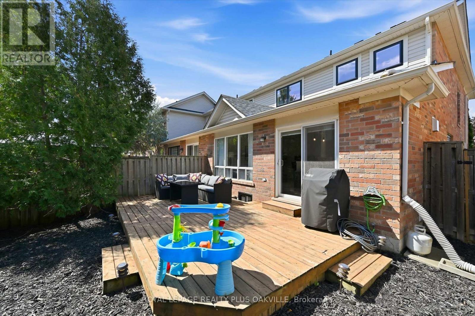 4080 Donnic Drive, Burlington, ON