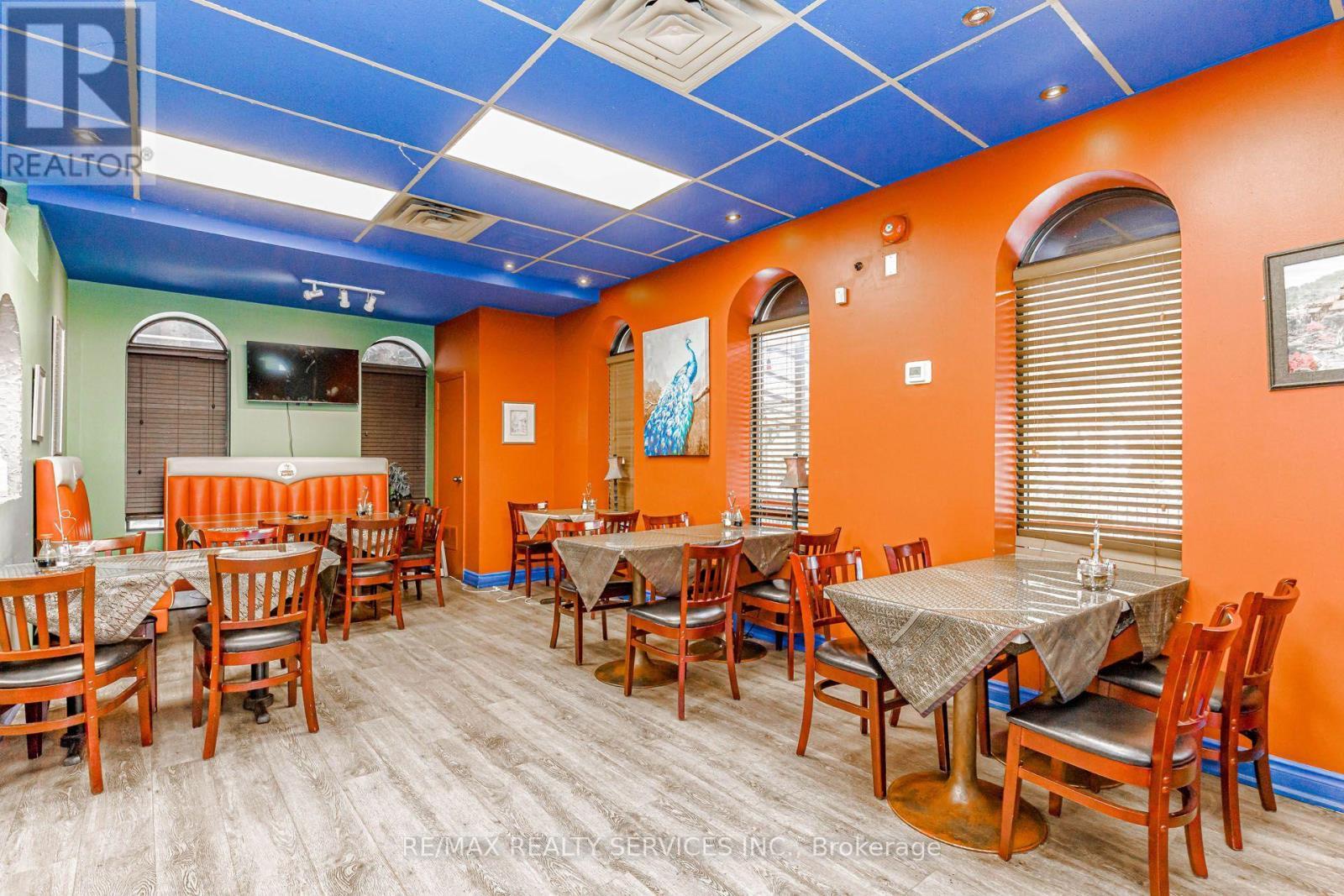 63 Queen Street S, Mississauga, ON