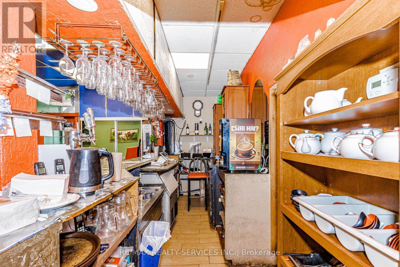63 Queen Street S, Mississauga, ON
