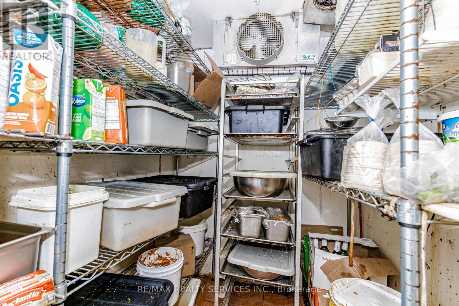 63 Queen Street S, Mississauga, ON