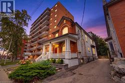 113 WENTWORTH Street S  Hamilton, ON L8N 2Y6