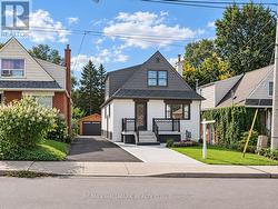 109 GLENCREST BOULEVARD Toronto, ON M4B 1L9