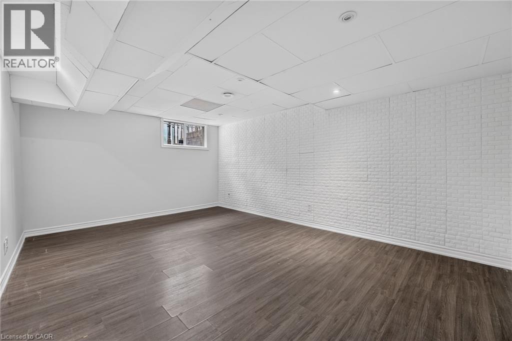 2450 Overton Drive, Burlington, ON
