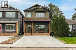 109 Bottomley AVENUE N  Saskatoon, SK S7N 1L1