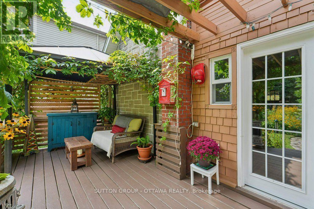 23 Pinehurst Avenue, Ottawa, ON