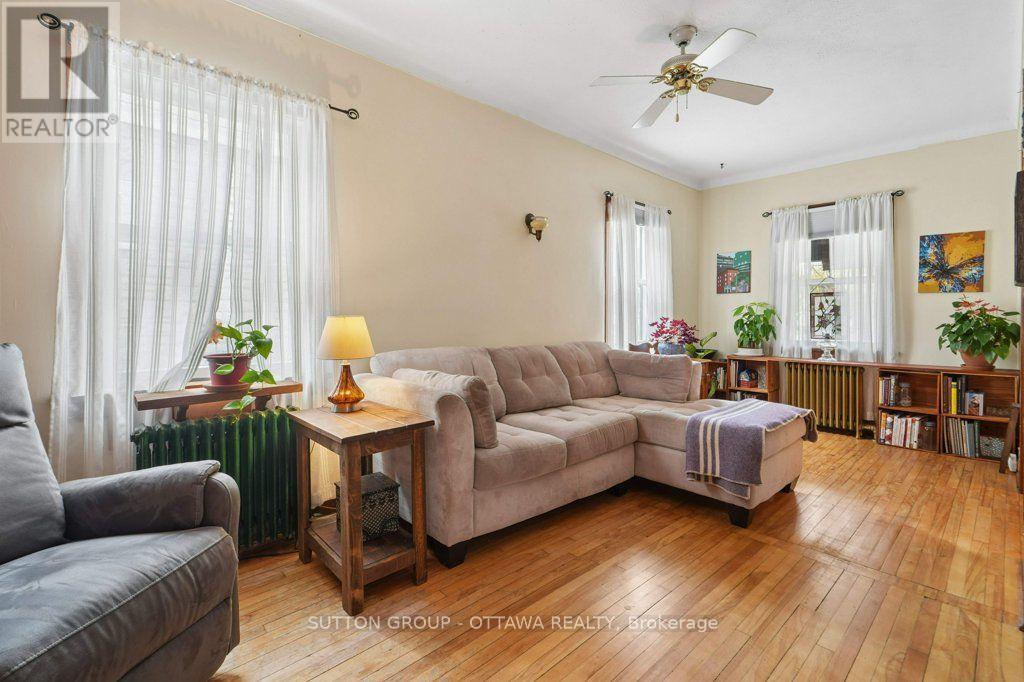 23 Pinehurst Avenue, Ottawa, ON