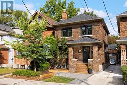 24 HARSHAW AVENUE Toronto, ON M6S 1Y1