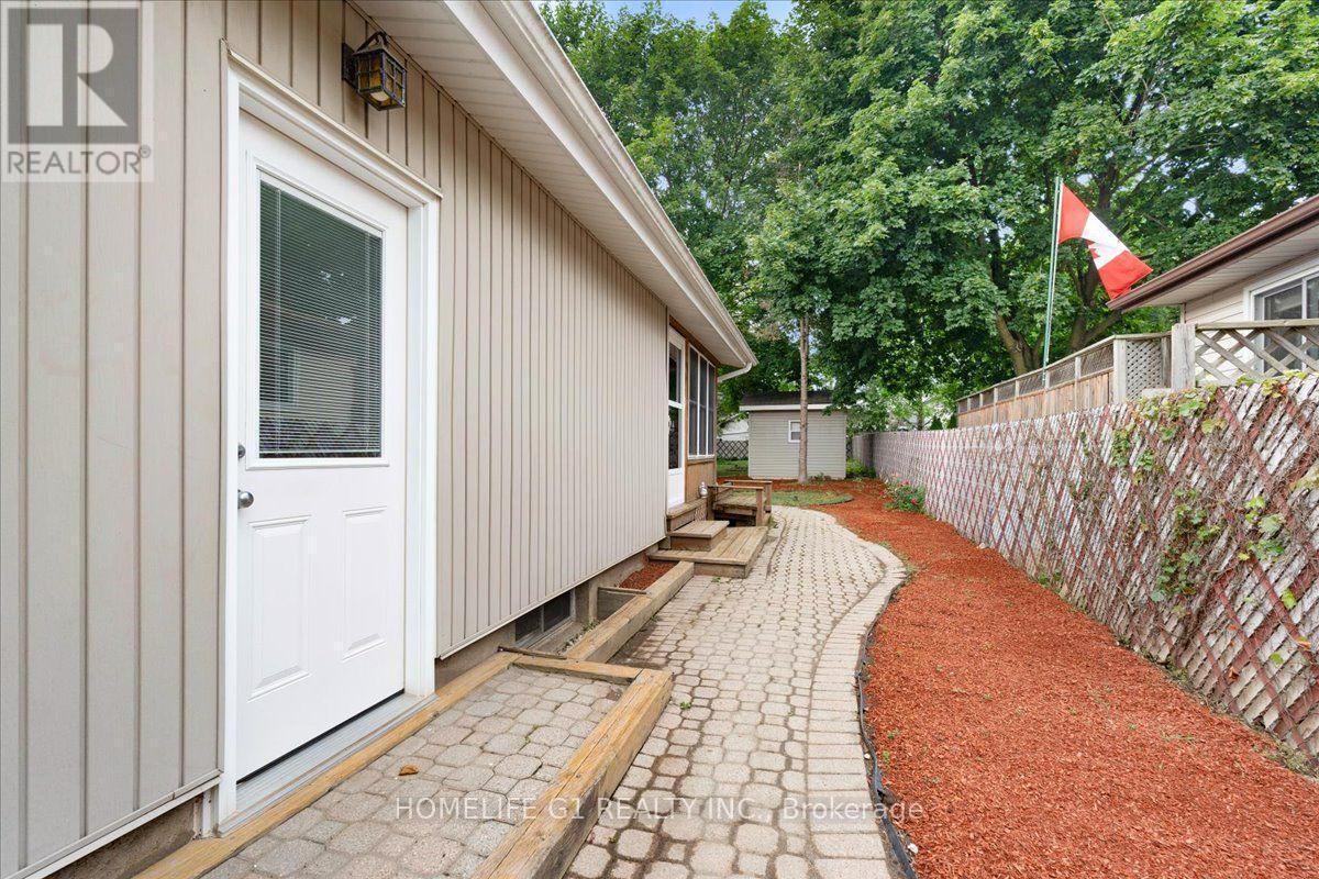 19 Milton Avenue W, Cambridge, ON